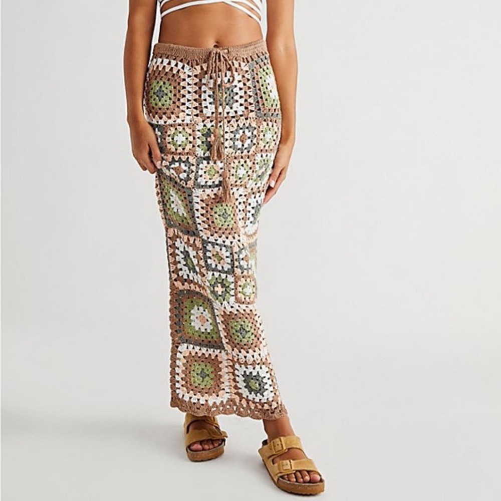 NWT Flook X Free People Dream crochet granny square maxi skirt in Neutral